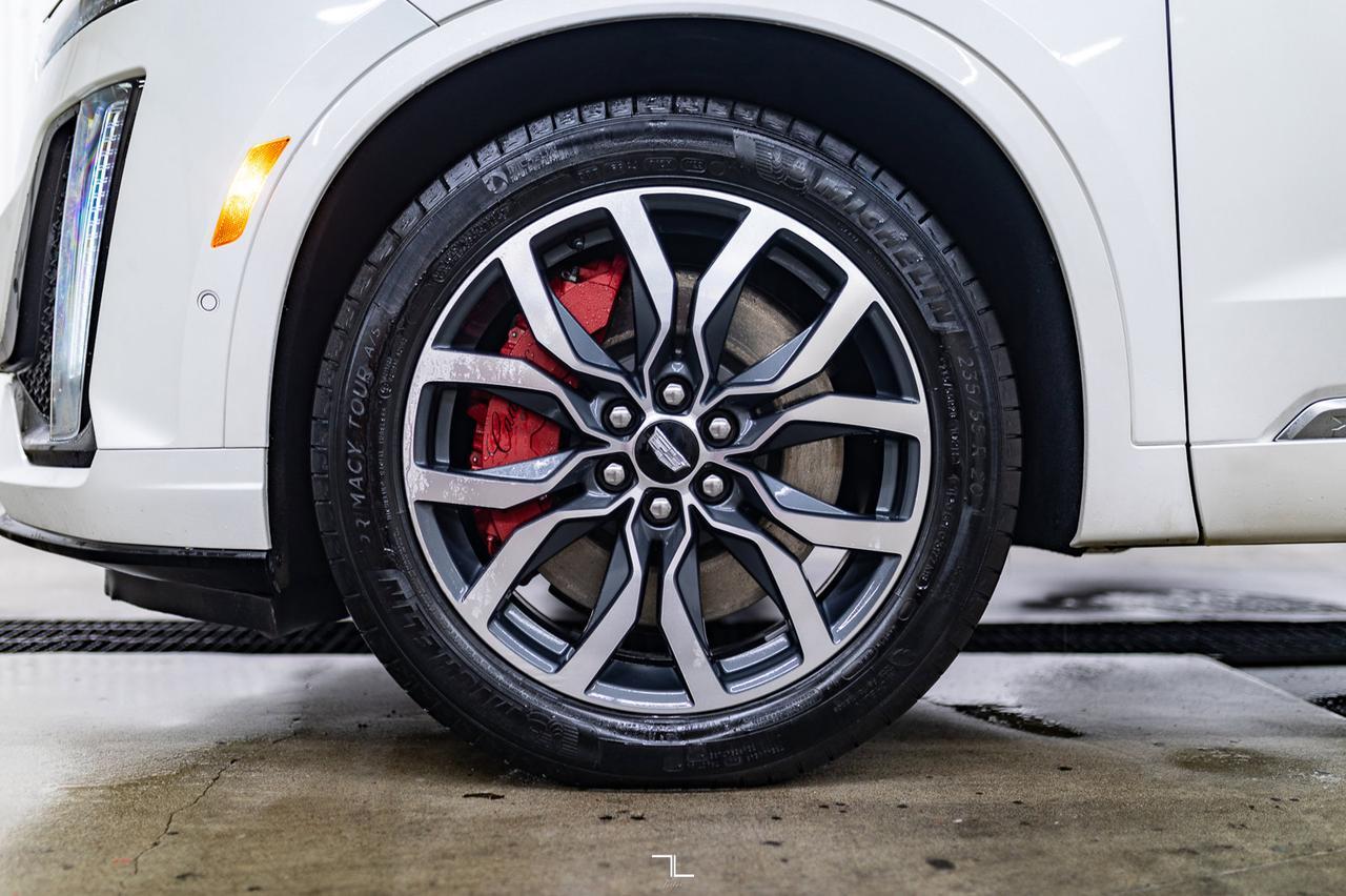 2022 Cadillac XT6 AWD Sport Leather Roof Nav BCam Red Deer AB