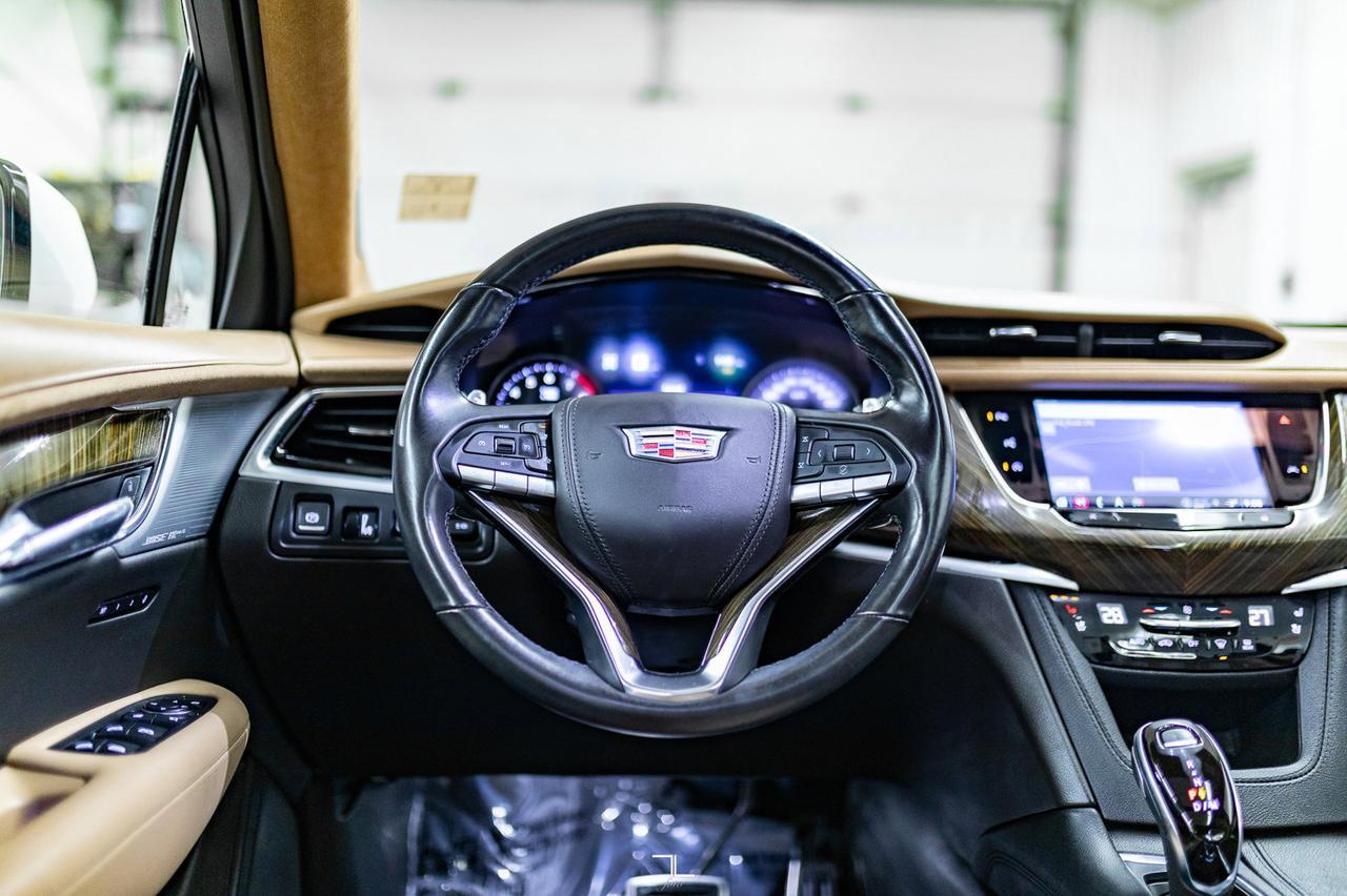 2022 Cadillac XT6 AWD Sport Leather Roof Nav BCam Red Deer AB