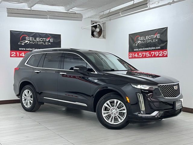 2022 Cadillac XT6 Luxury