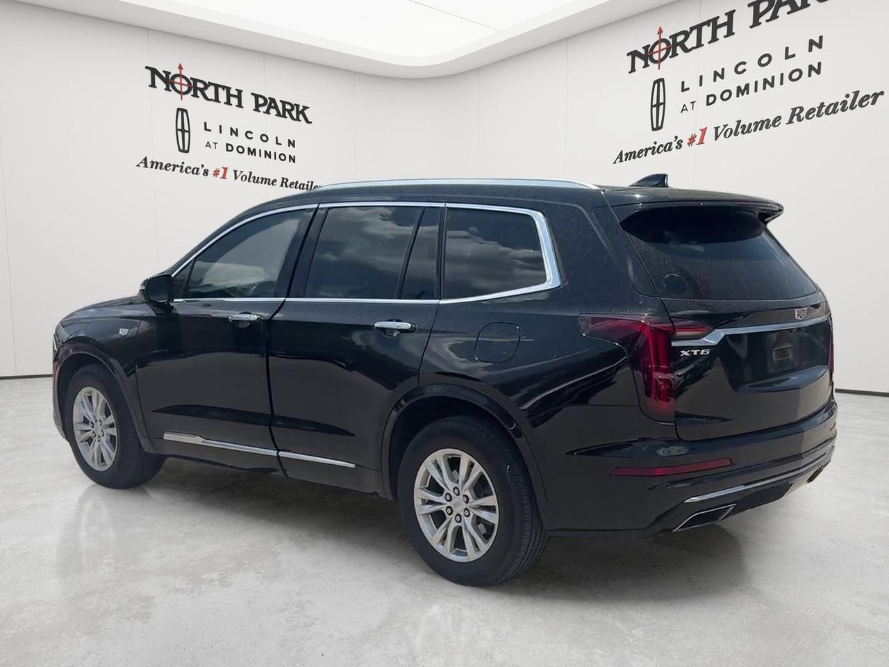 2022 Cadillac XT6 Luxury