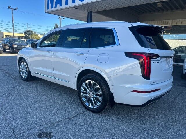 2022 Cadillac XT6 Premium Luxury