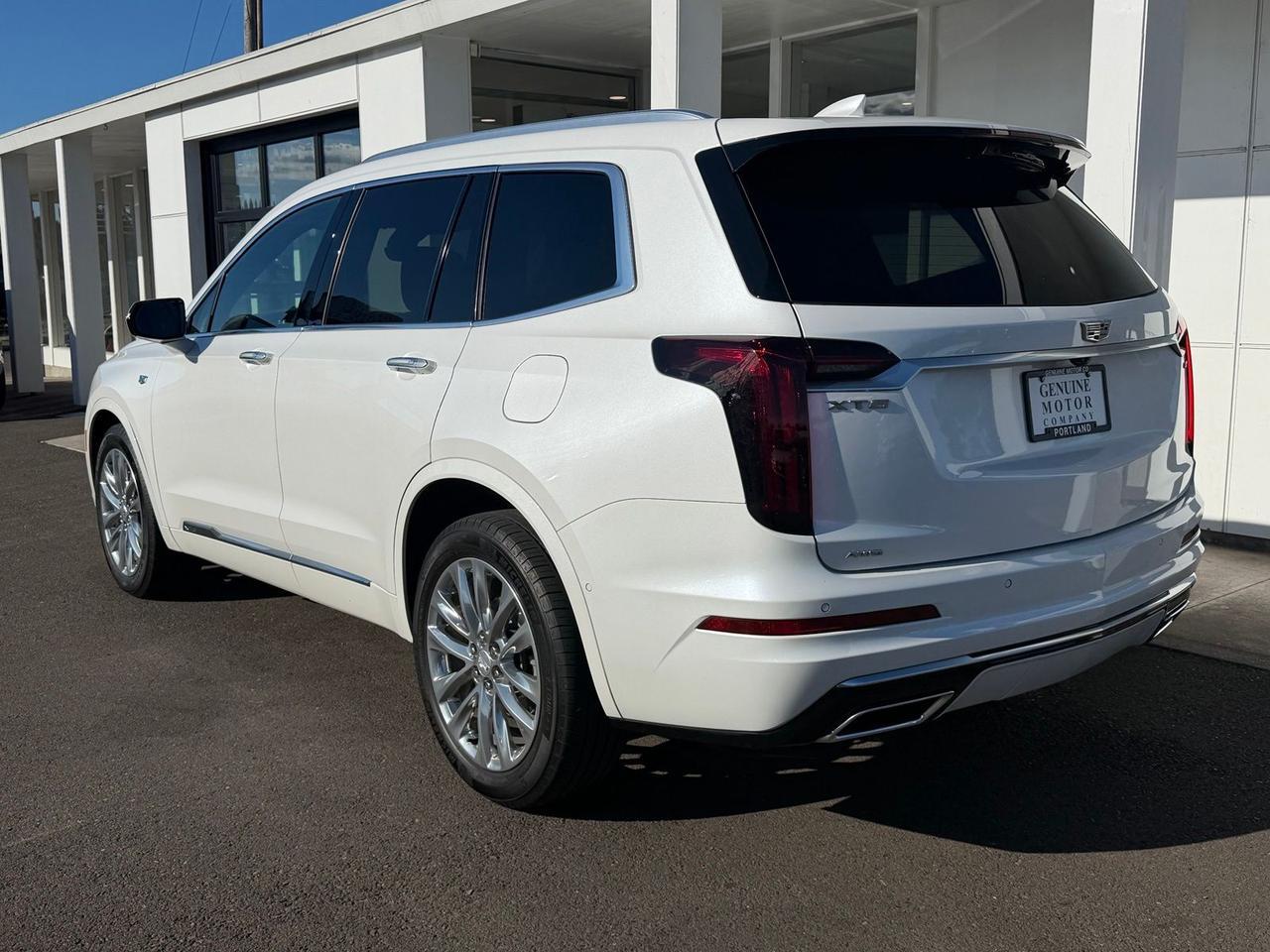 2022 Cadillac XT6 Premium Luxury