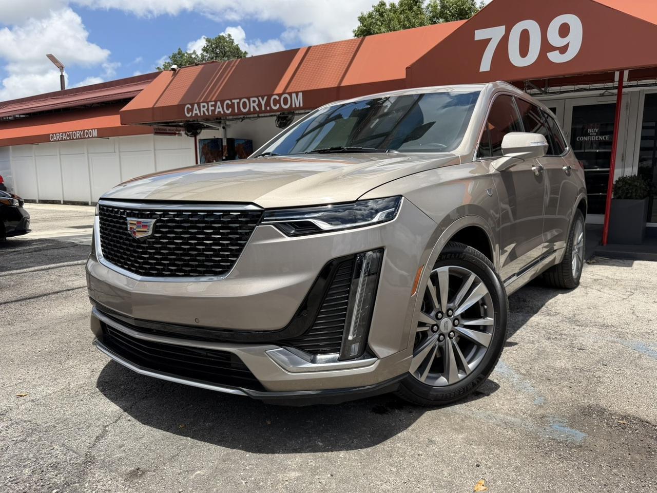 2022 Cadillac XT6 Premium Luxury