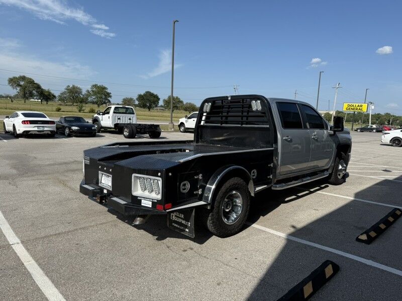 2022 Chevrolet 3500HD DRW 4x4 Diesel CM Flatbed 45k mi's LT Collinsville OK