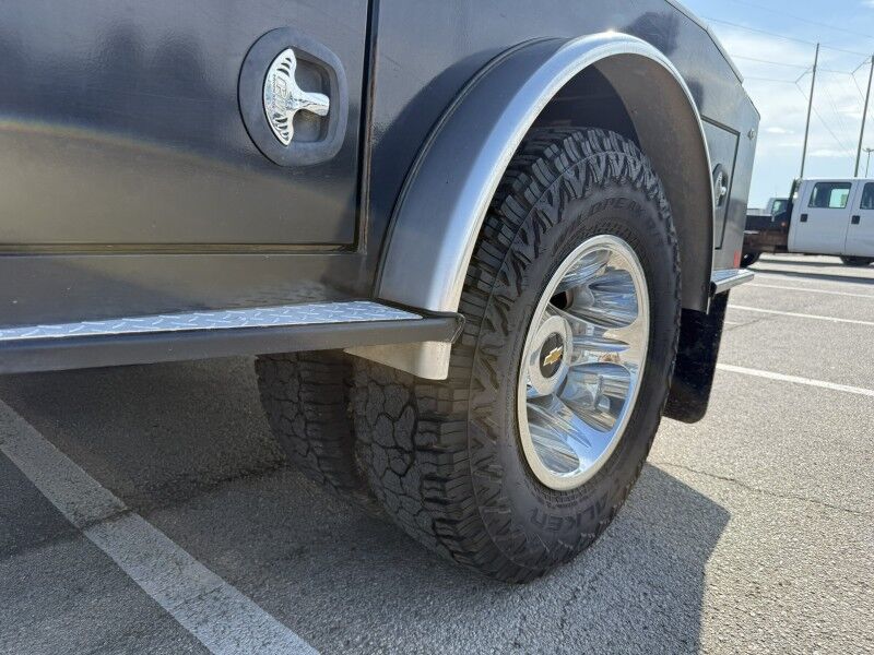 2022 Chevrolet 3500HD DRW 4x4 Diesel CM Flatbed 45k mi's LT Collinsville OK