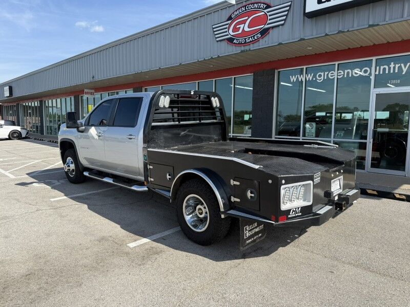 2022 Chevrolet 3500HD DRW 4x4 Diesel CM Flatbed 45k mi's LT Collinsville OK