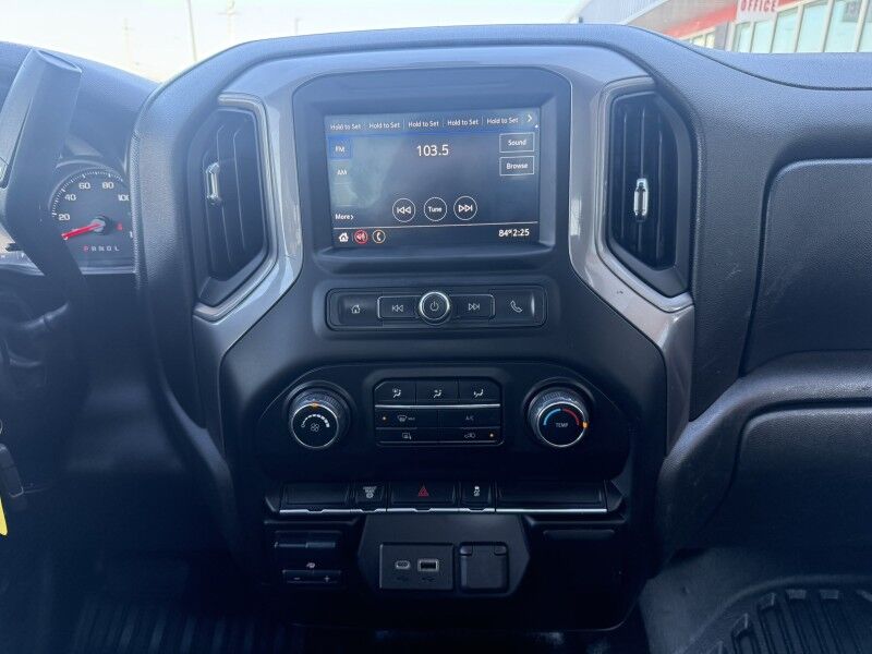 2022 Chevrolet 3500HD SRW 4x4 Diesel Utility Work Truck Collinsville OK
