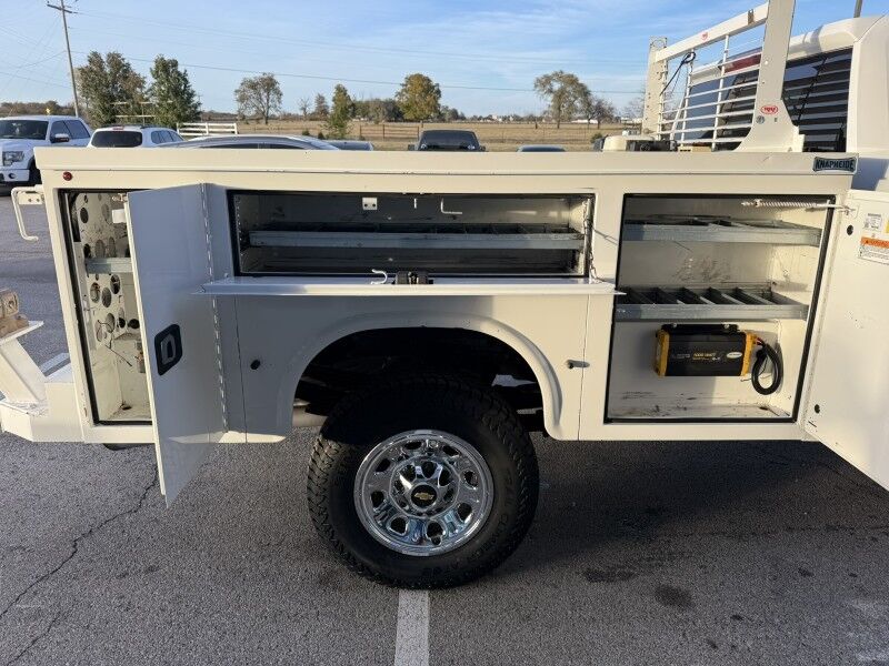 2022 Chevrolet 3500HD SRW 4x4 Utility Work Truck Collinsville OK