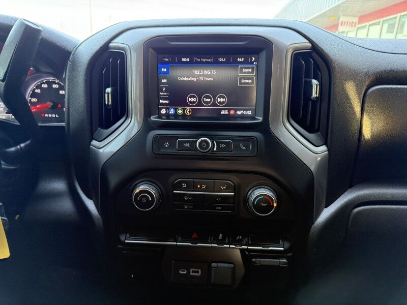 2022 Chevrolet 3500HD SRW 4x4 Utility Work Truck Collinsville OK