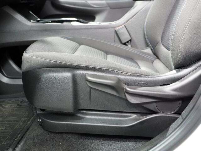 2022 Chevrolet Bolt EUV LT *DRIVER CONFIDENCE PKG, SAFETY ALERTS, BACKUP-CAMERA, 10.2 INCH COLOR TOUCHSCREEN, CRUISE CONTROL, REMOTE START, DC FAST CHARGE, BLUETOOTH, WIRELESS CHARGING, APPLE CARPLAY Round Rock TX