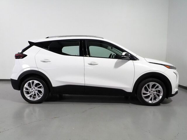 2022 Chevrolet Bolt EUV LT *DRIVER CONFIDENCE PKG, SAFETY ALERTS, BACKUP-CAMERA, 10.2 INCH COLOR TOUCHSCREEN, CRUISE CONTROL, REMOTE START, DC FAST CHARGE, BLUETOOTH, WIRELESS CHARGING, APPLE CARPLAY Round Rock TX