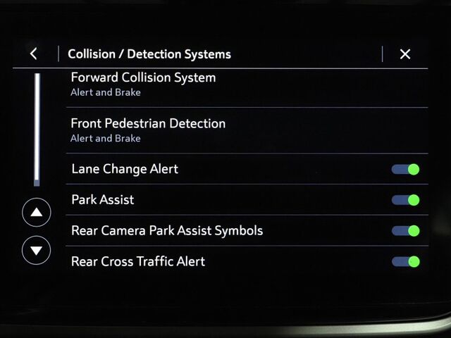 2022 Chevrolet Bolt EUV LT *DRIVER CONFIDENCE PKG, SAFETY ALERTS, BACKUP-CAMERA, 10.2 INCH COLOR TOUCHSCREEN, CRUISE CONTROL, REMOTE START, DC FAST CHARGE, BLUETOOTH, WIRELESS CHARGING, APPLE CARPLAY Round Rock TX