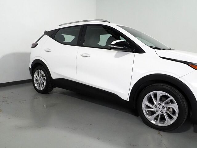 2022 Chevrolet Bolt EUV LT *DRIVER CONFIDENCE PKG, SAFETY ALERTS, BACKUP-CAMERA, 10.2 INCH COLOR TOUCHSCREEN, CRUISE CONTROL, REMOTE START, DC FAST CHARGE, BLUETOOTH, WIRELESS CHARGING, APPLE CARPLAY Round Rock TX