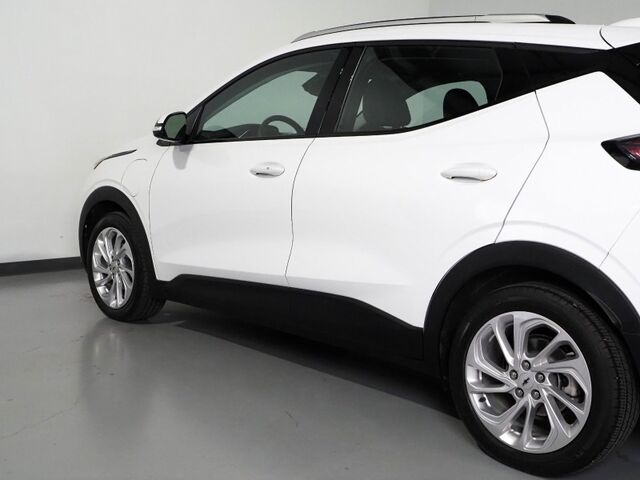 2022 Chevrolet Bolt EUV LT *DRIVER CONFIDENCE PKG, SAFETY ALERTS, BACKUP-CAMERA, 10.2 INCH COLOR TOUCHSCREEN, CRUISE CONTROL, REMOTE START, DC FAST CHARGE, BLUETOOTH, WIRELESS CHARGING, APPLE CARPLAY Round Rock TX