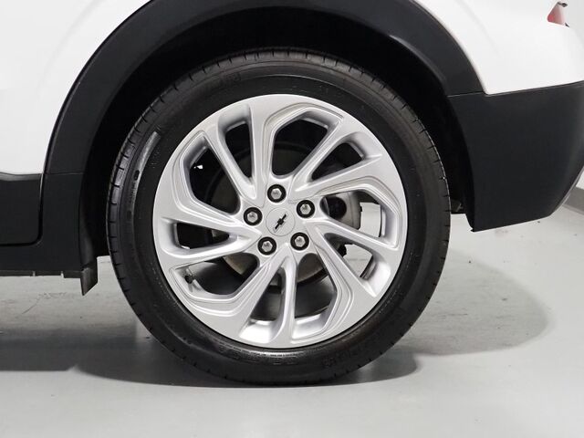 2022 Chevrolet Bolt EUV LT *DRIVER CONFIDENCE PKG, SAFETY ALERTS, BACKUP-CAMERA, 10.2 INCH COLOR TOUCHSCREEN, CRUISE CONTROL, REMOTE START, DC FAST CHARGE, BLUETOOTH, WIRELESS CHARGING, APPLE CARPLAY Round Rock TX