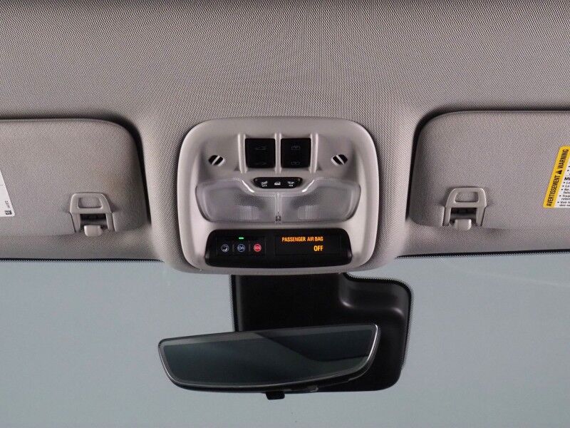 2022 Chevrolet Bolt EUV Premier *PANORAMA MOONROOF, NAVIGATION, ADAPTIVE CRUISE, SAFETY ALERTS, 360 VIEW CAMERAS, 10.2 INCH COLOR TOUCHSCREEN, LEATHER, CLIMATE SEATS, HEATED STEERING, REMOTE START, BOSE, WIRELESS CHARGING, APPLE CARPLAY Round Rock TX