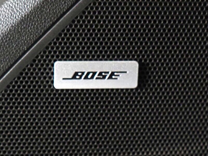 2022 Chevrolet Bolt EUV Premier *PANORAMA MOONROOF, NAVIGATION, ADAPTIVE CRUISE, SAFETY ALERTS, 360 VIEW CAMERAS, 10.2 INCH COLOR TOUCHSCREEN, LEATHER, CLIMATE SEATS, HEATED STEERING, REMOTE START, BOSE, WIRELESS CHARGING, APPLE CARPLAY Round Rock TX