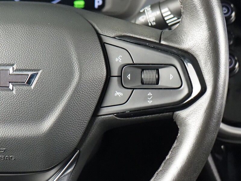 2022 Chevrolet Bolt EUV Premier *PANORAMA MOONROOF, NAVIGATION, ADAPTIVE CRUISE, SAFETY ALERTS, 360 VIEW CAMERAS, 10.2 INCH COLOR TOUCHSCREEN, LEATHER, CLIMATE SEATS, HEATED STEERING, REMOTE START, BOSE, WIRELESS CHARGING, APPLE CARPLAY Round Rock TX