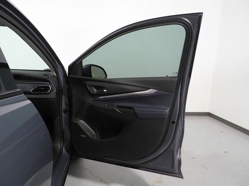 2022 Chevrolet Bolt EUV Premier *PANORAMA MOONROOF, NAVIGATION, ADAPTIVE CRUISE, SAFETY ALERTS, 360 VIEW CAMERAS, 10.2 INCH COLOR TOUCHSCREEN, LEATHER, CLIMATE SEATS, HEATED STEERING, REMOTE START, BOSE, WIRELESS CHARGING, APPLE CARPLAY Round Rock TX