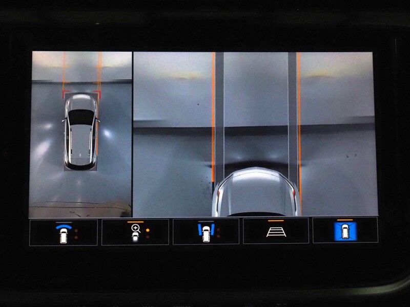 2022 Chevrolet Bolt EUV Premier *PANORAMA MOONROOF, NAVIGATION, ADAPTIVE CRUISE, SAFETY ALERTS, 360 VIEW CAMERAS, 10.2 INCH COLOR TOUCHSCREEN, LEATHER, CLIMATE SEATS, HEATED STEERING, REMOTE START, BOSE, WIRELESS CHARGING, APPLE CARPLAY Round Rock TX