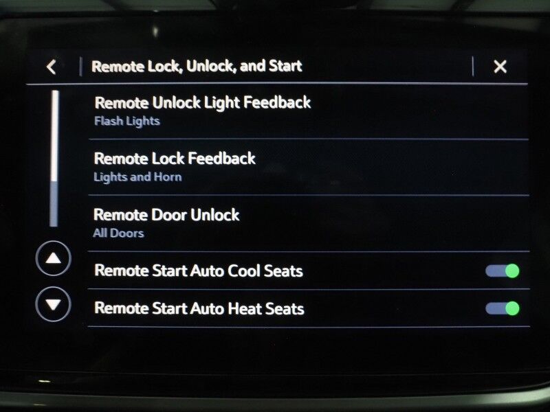 2022 Chevrolet Bolt EUV Premier *PANORAMA MOONROOF, NAVIGATION, ADAPTIVE CRUISE, SAFETY ALERTS, 360 VIEW CAMERAS, 10.2 INCH COLOR TOUCHSCREEN, LEATHER, CLIMATE SEATS, HEATED STEERING, REMOTE START, BOSE, WIRELESS CHARGING, APPLE CARPLAY Round Rock TX