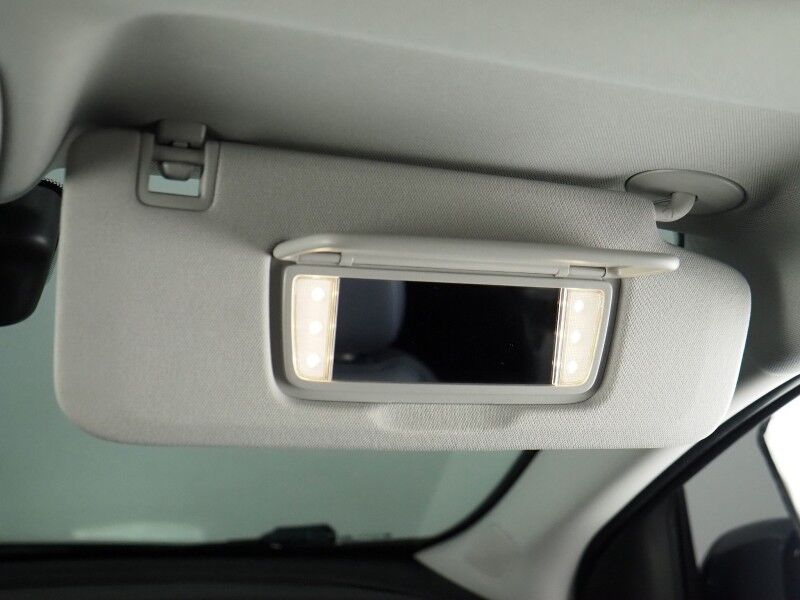 2022 Chevrolet Bolt EUV Premier *PANORAMA MOONROOF, NAVIGATION, ADAPTIVE CRUISE, SAFETY ALERTS, 360 VIEW CAMERAS, 10.2 INCH COLOR TOUCHSCREEN, LEATHER, CLIMATE SEATS, HEATED STEERING, REMOTE START, BOSE, WIRELESS CHARGING, APPLE CARPLAY Round Rock TX