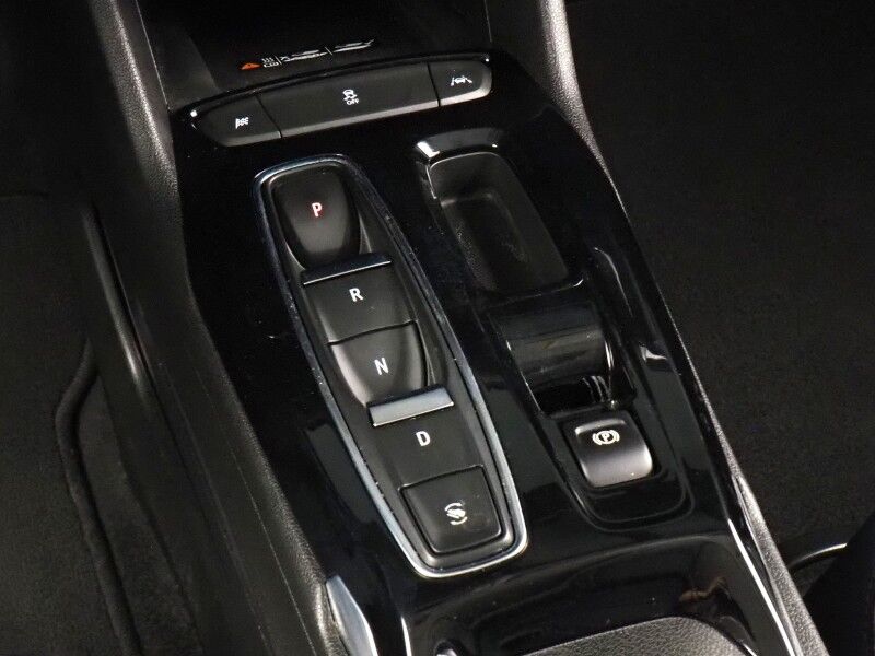 2022 Chevrolet Bolt EUV Premier *PANORAMA MOONROOF, NAVIGATION, ADAPTIVE CRUISE, SAFETY ALERTS, 360 VIEW CAMERAS, 10.2 INCH COLOR TOUCHSCREEN, LEATHER, CLIMATE SEATS, HEATED STEERING, REMOTE START, BOSE, WIRELESS CHARGING, APPLE CARPLAY Round Rock TX