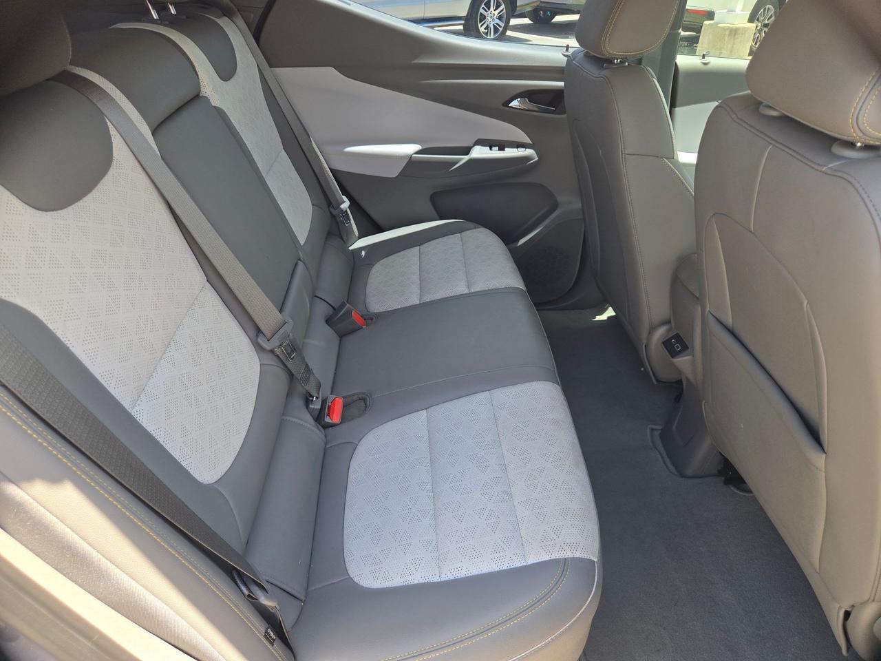 2022 Chevrolet Bolt EUV Premier Castroville TX