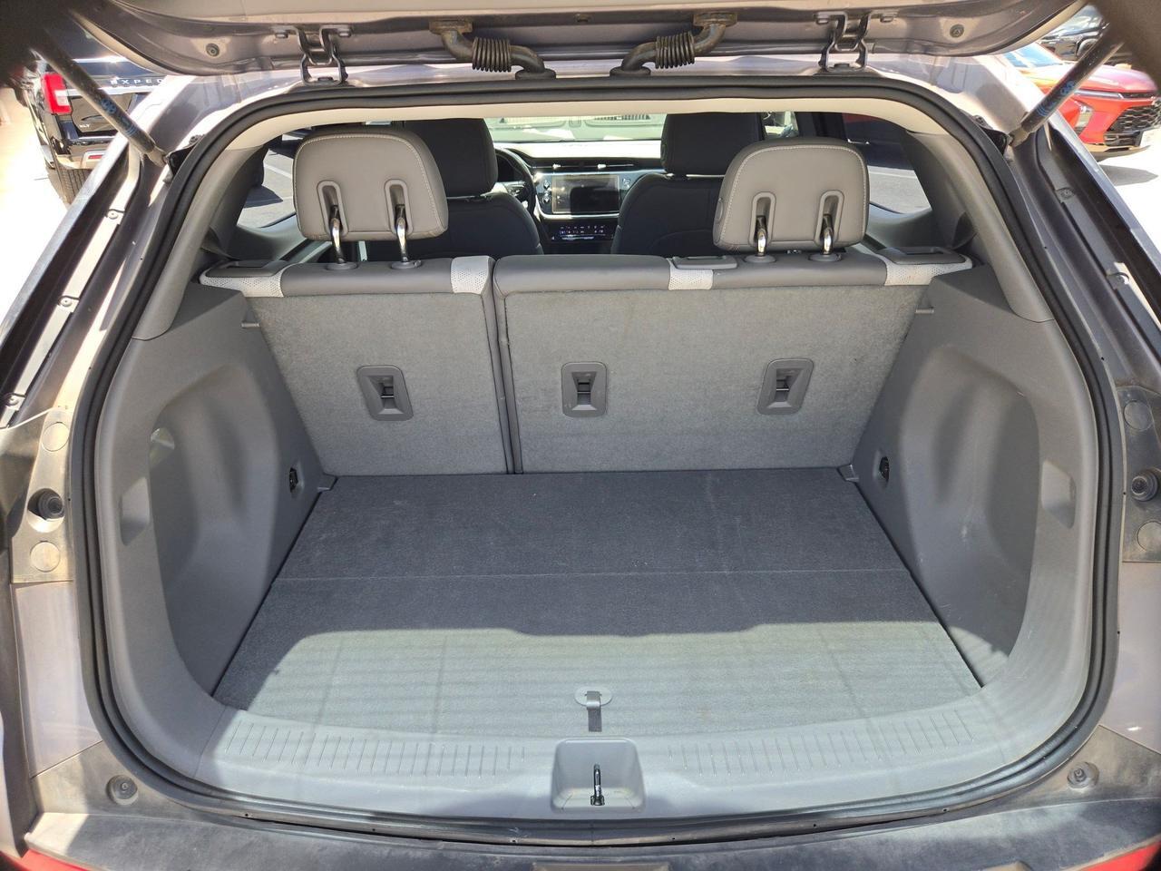 2022 Chevrolet Bolt EUV Premier Castroville TX