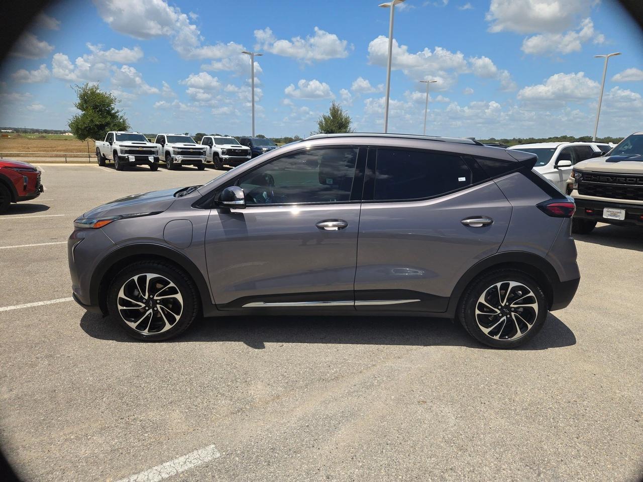 2022 Chevrolet Bolt EUV Premier Castroville TX