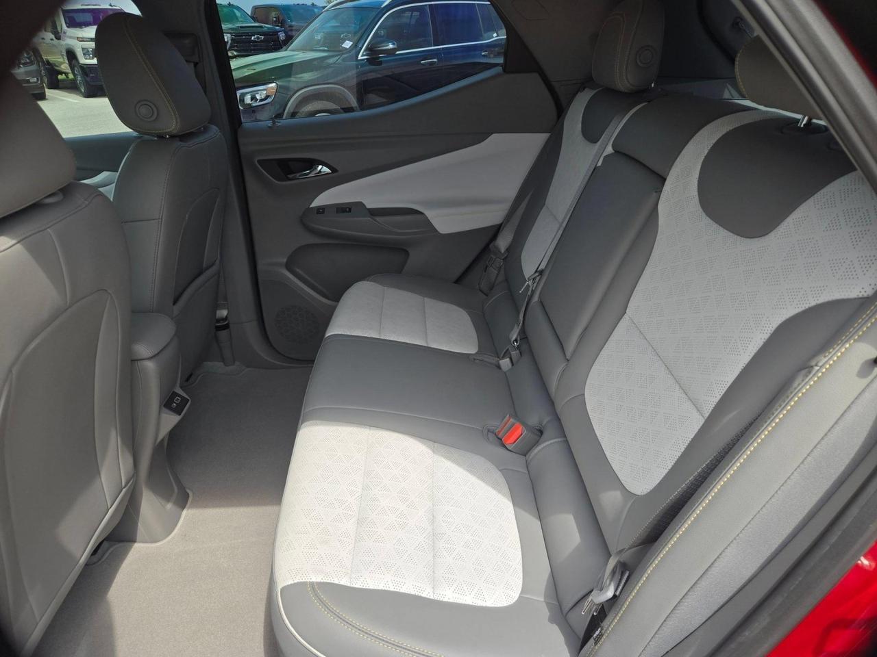 2022 Chevrolet Bolt EUV Premier Castroville TX