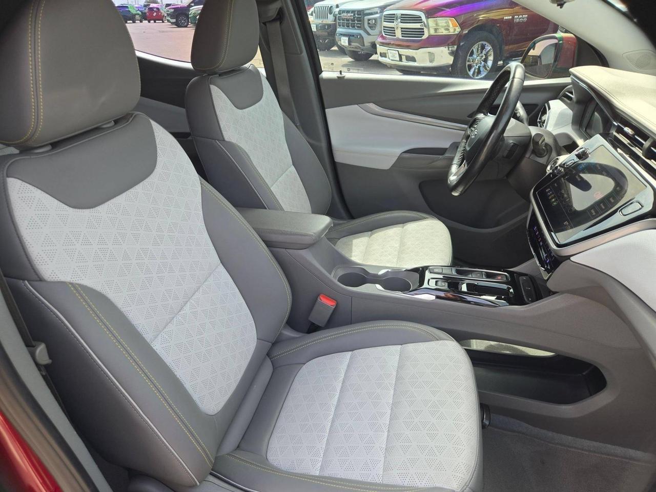 2022 Chevrolet Bolt EUV Premier Castroville TX