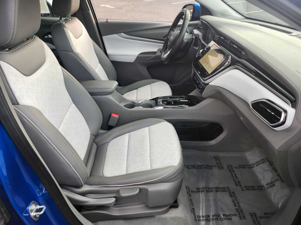 2022 Chevrolet Bolt EUV Premier Woburn MA