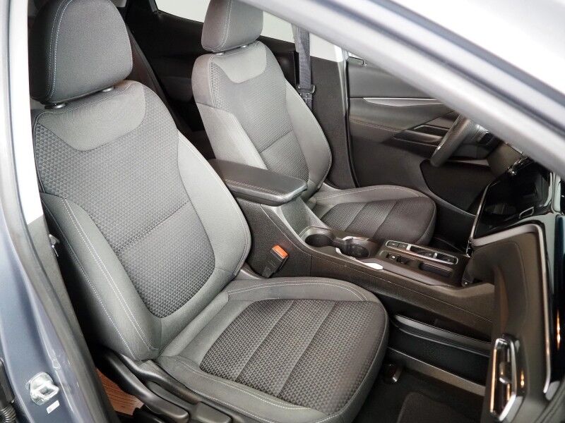 2022 Chevrolet Bolt EV 1LT (65 kWh Battery - 260 Mile Range) *10.2 INCH COLOR TOUCHSCREEN, LANE DEPARTURE ALERT, COLLISION ALERT w/BRAKING, BACKUP-CAMERA, CRUISE CONTROL, REMOTE START, DC FAST CHARGE, APPLE CARPLAY