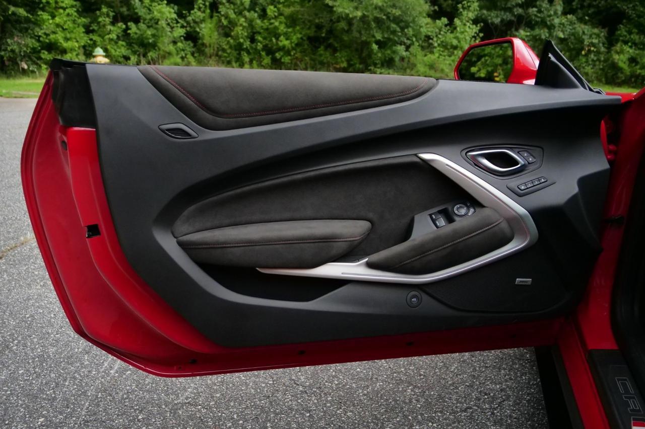 2022 Chevrolet Camaro ZL1 / Magnuson Supercharger / 6.2L Supercharged V8! Lincolnton NC