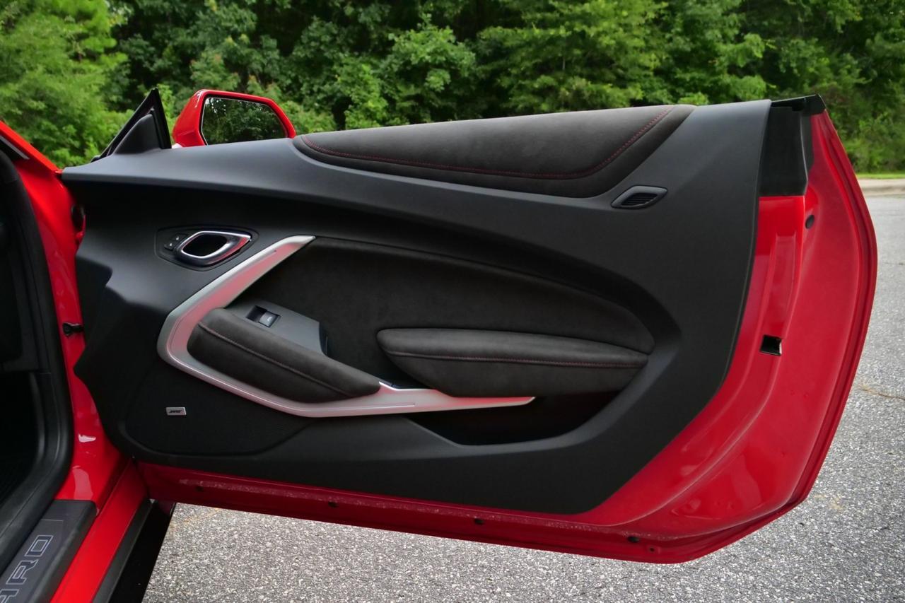 2022 Chevrolet Camaro ZL1 / Magnuson Supercharger / 6.2L Supercharged V8! Lincolnton NC