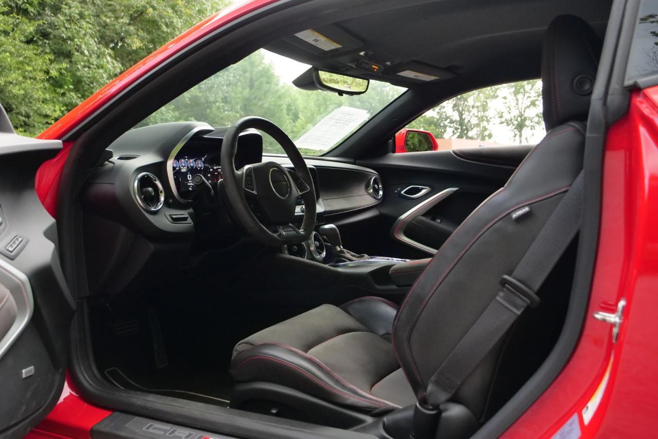 2022 Chevrolet Camaro ZL1 / Magnuson Supercharger / 6.2L Supercharged V8! Lincolnton NC