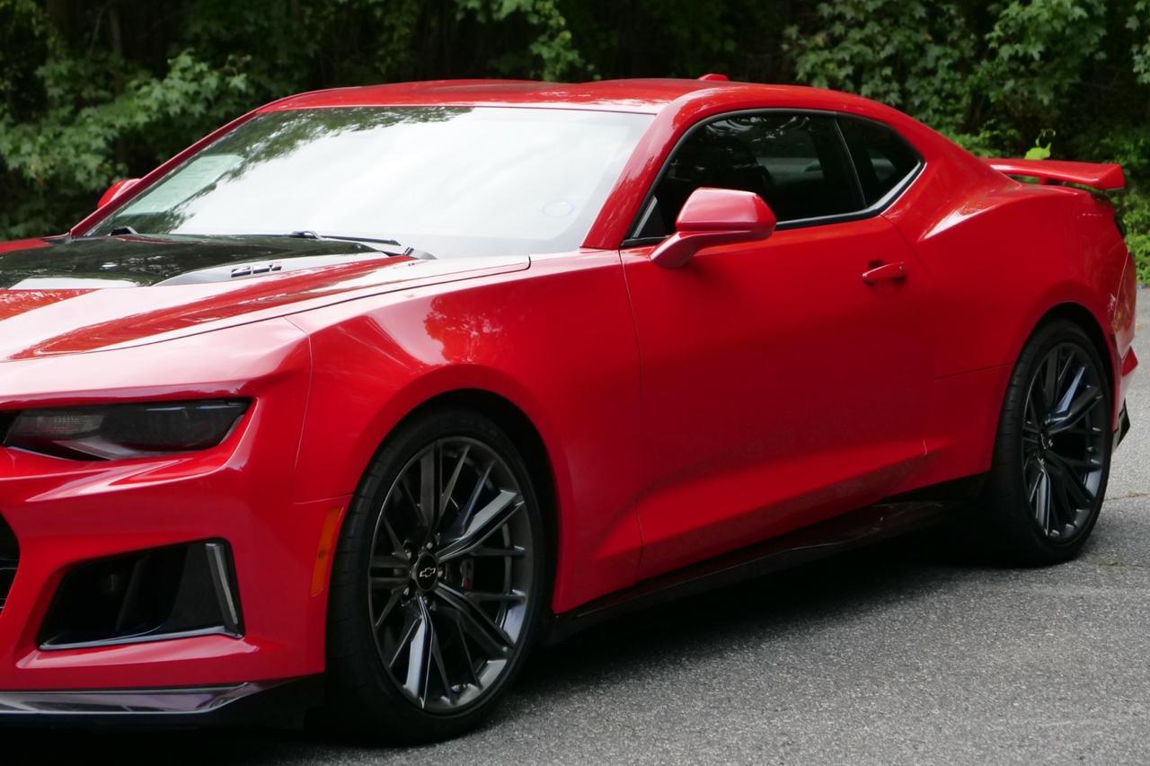 2022 Chevrolet Camaro ZL1 - Photo 39