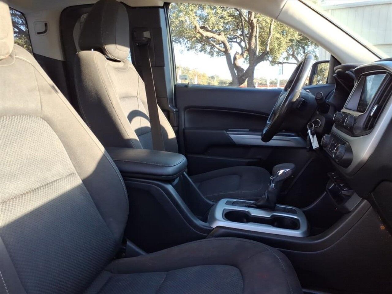 2022 Chevrolet Colorado 2WD LT