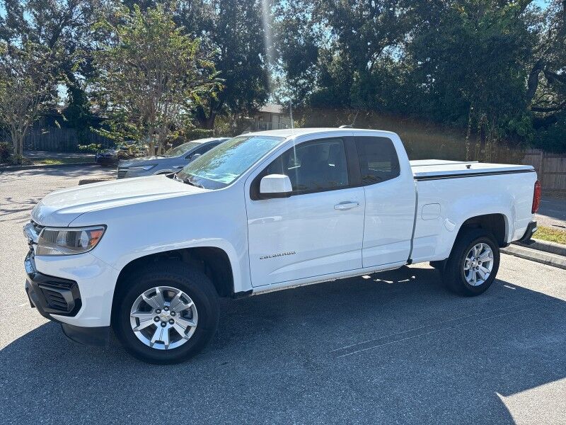 2022 Chevrolet Colorado LT photo 3