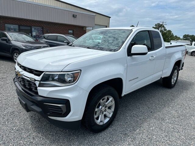 2022 Chevrolet Colorado Extended Cab LT Pickup w/ Hard Tonneau Cover