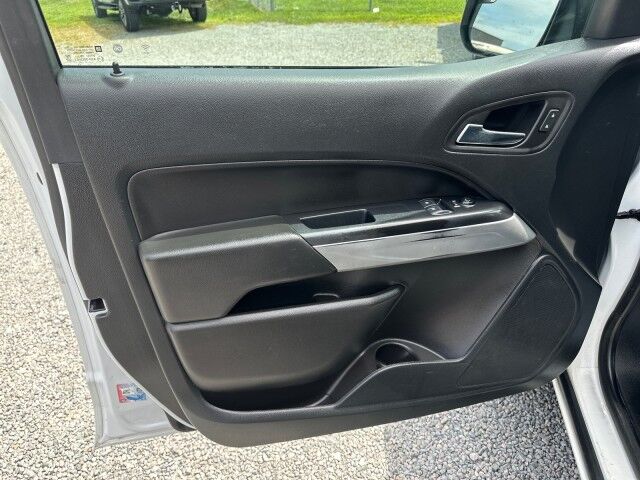 2022 Chevrolet Colorado Extended Cab LT Pickup w/ Hard Tonneau Cover Ashland VA