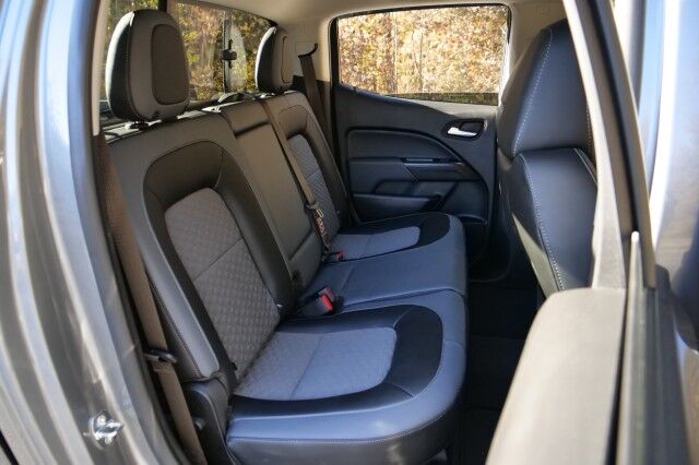 2022 Chevrolet Colorado Z71 4X4 / Heated Seats / Wireless Charging! High Point NC