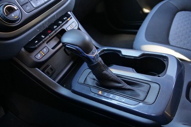 2022 Chevrolet Colorado Z71 4X4 / Heated Seats / Wireless Charging! High Point NC