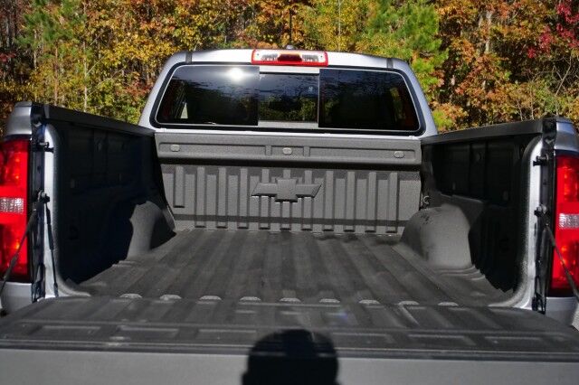 2022 Chevrolet Colorado Z71 4X4 / Heated Seats / Wireless Charging! High Point NC