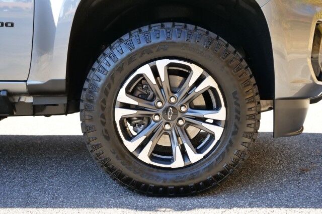 2022 Chevrolet Colorado Z71 4X4 / Heated Seats / Wireless Charging! High Point NC