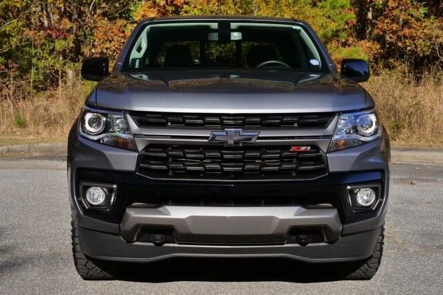 2022 Chevrolet Colorado Z71 4X4 / Heated Seats / Wireless Charging! High Point NC