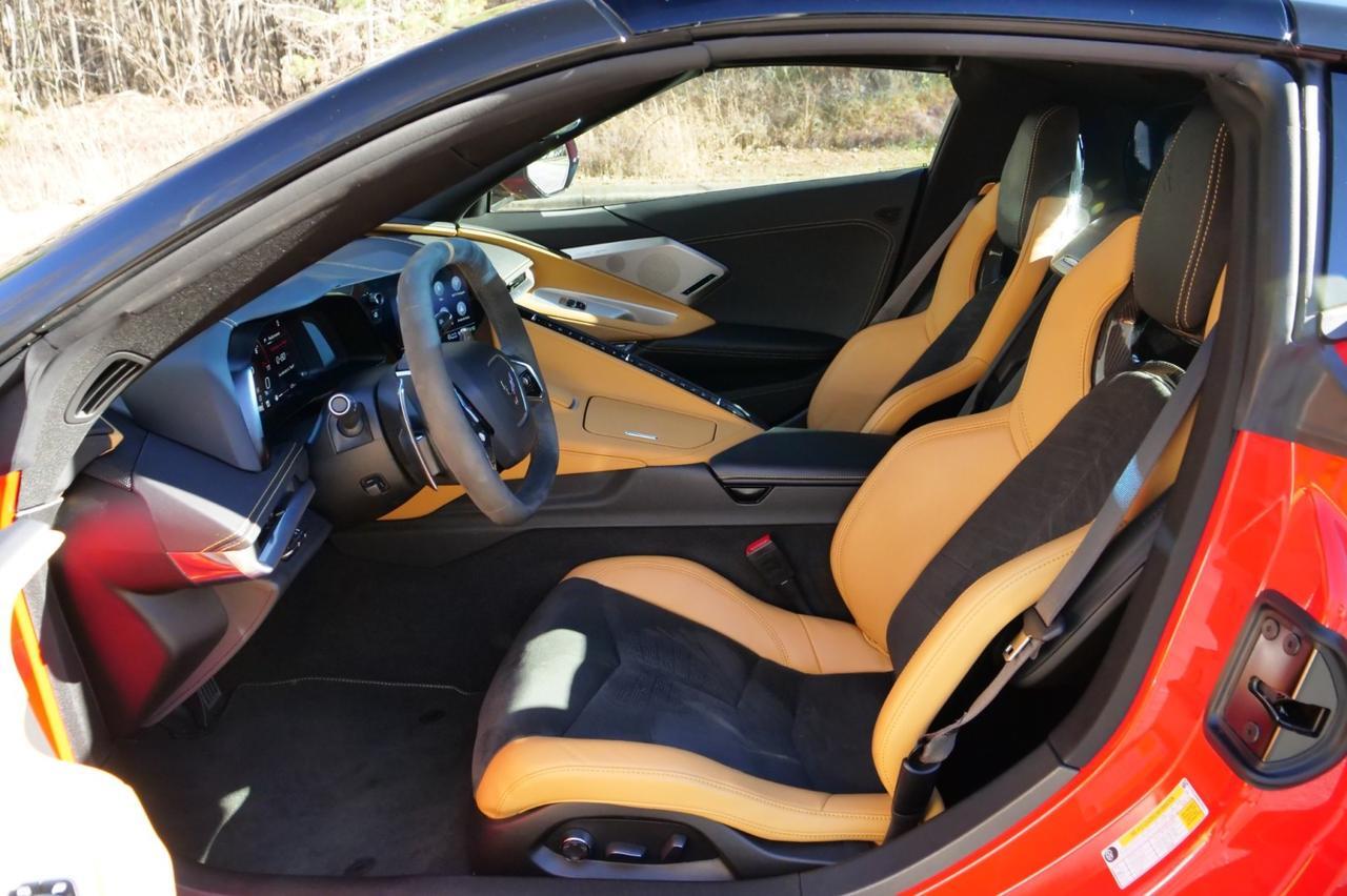 2022 Chevrolet Corvette 2LT / Z51 Performance Package / GT2 Seats! Lincolnton NC