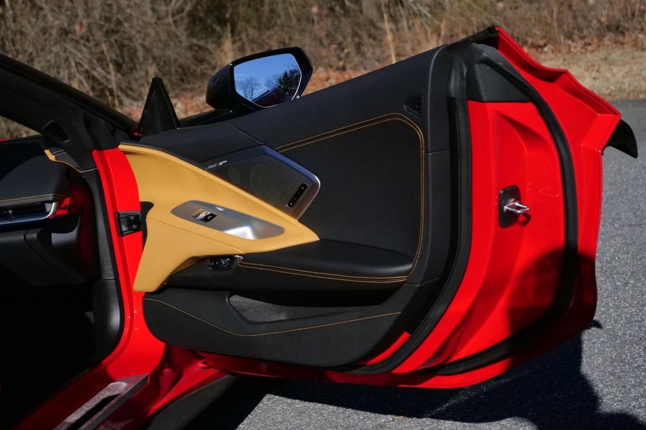 2022 Chevrolet Corvette 2LT / Z51 Performance Package / GT2 Seats! Lincolnton NC