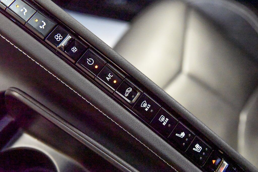 2022 Chevrolet Corvette Stingray Akron